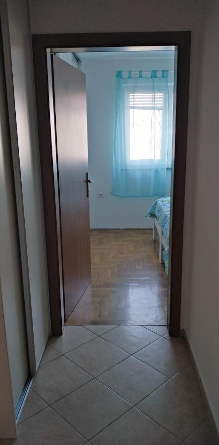 Apartman valbandon Fažana Buitenkant foto