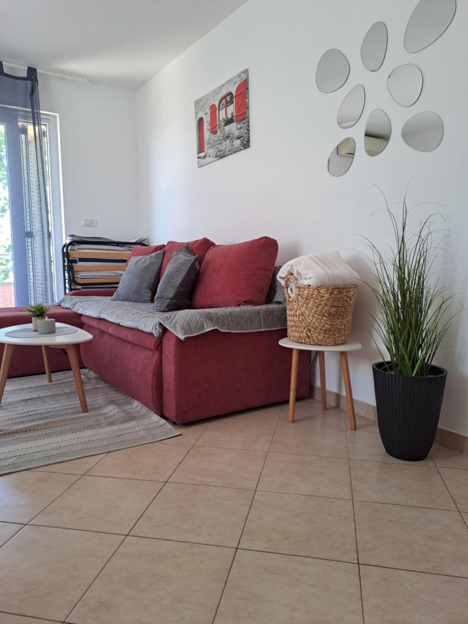 Apartman valbandon Fažana Buitenkant foto