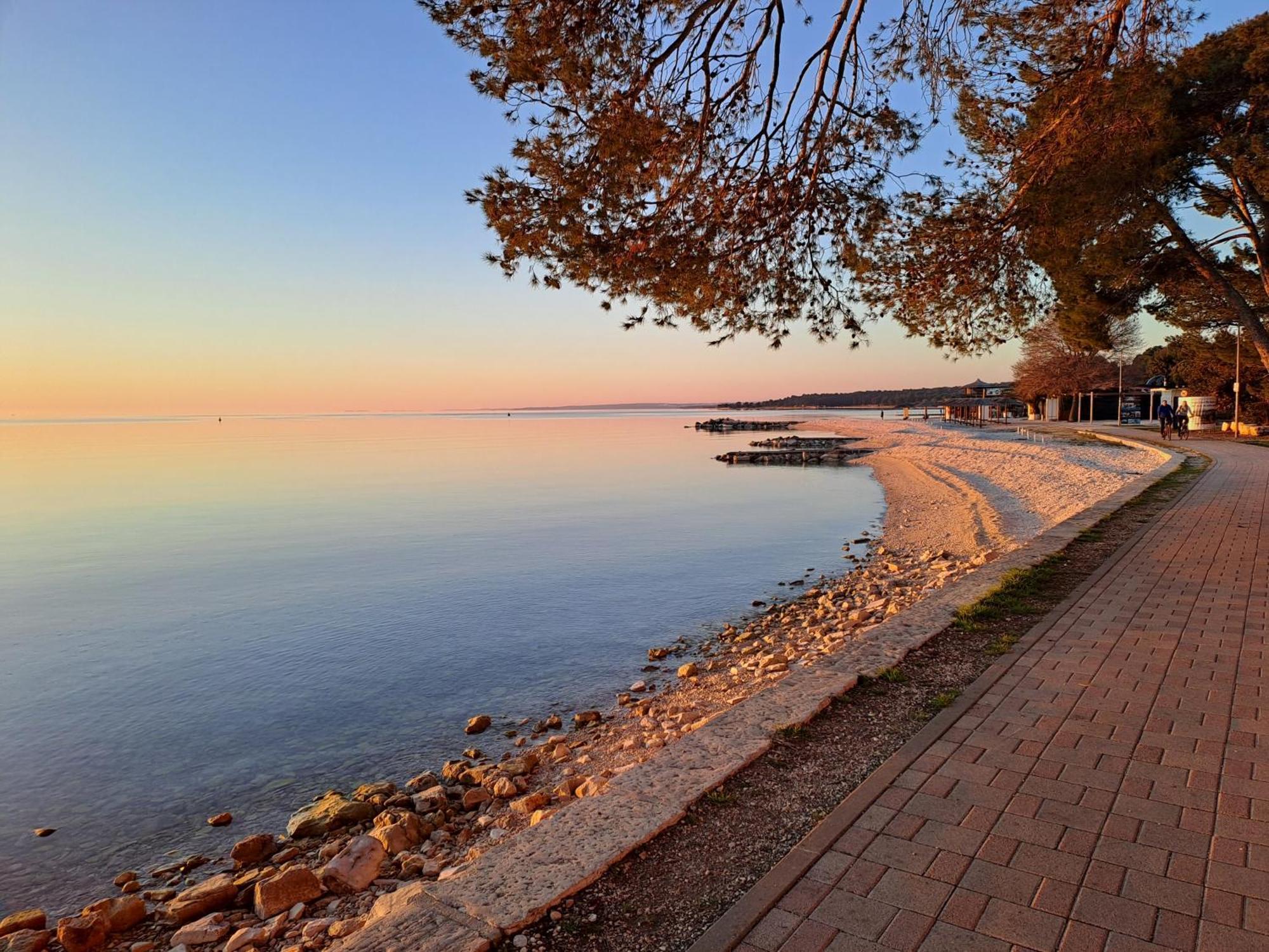Apartman valbandon Fažana Buitenkant foto