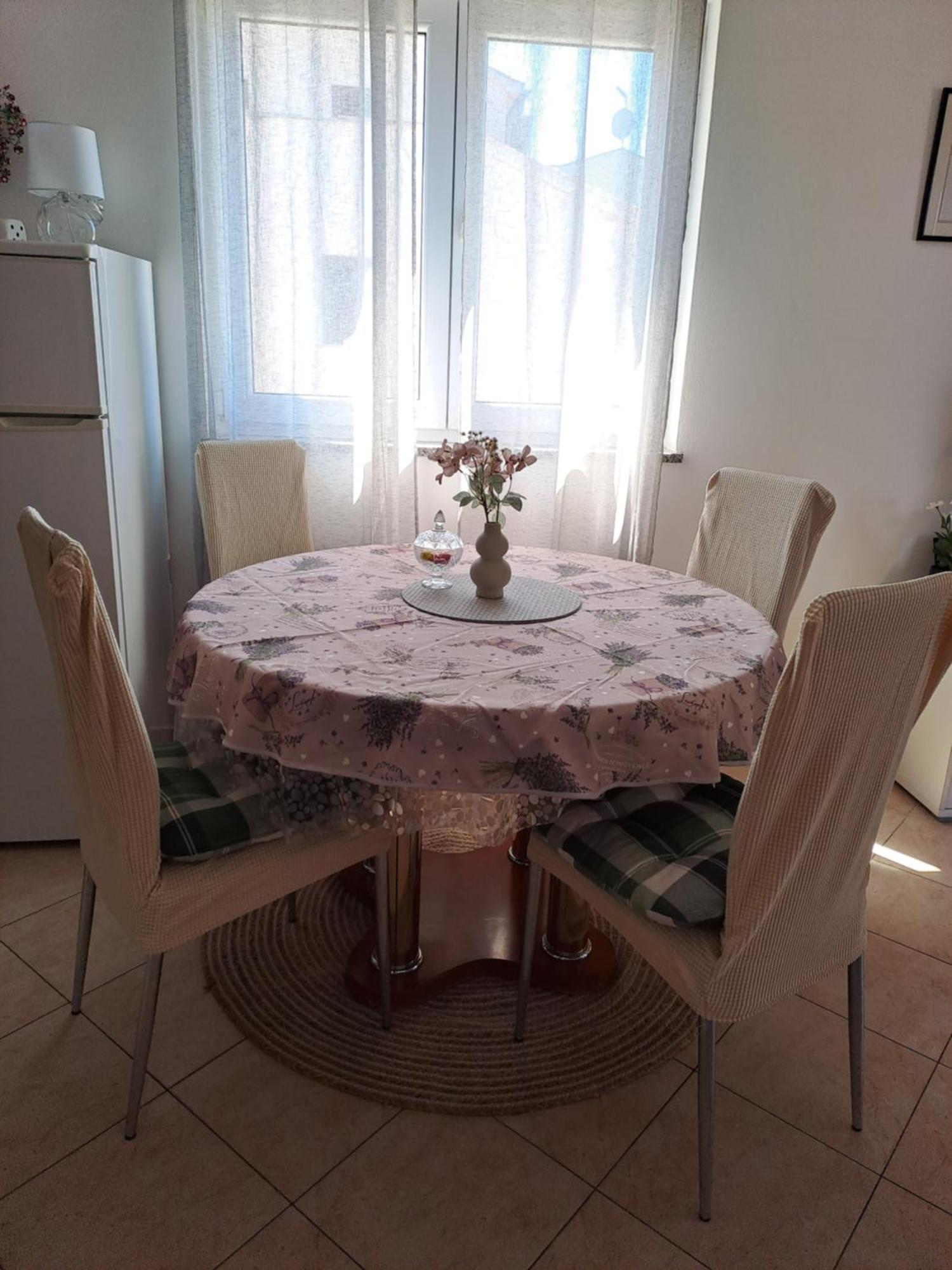 Apartman valbandon Fažana Buitenkant foto
